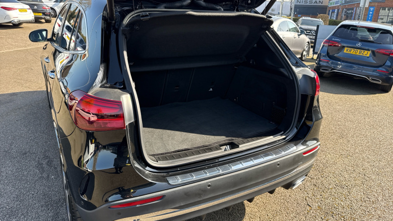 Mercedes-Benz GLA 220d 4Matic AMG Line Executive 5dr Auto Diesel Hatchback